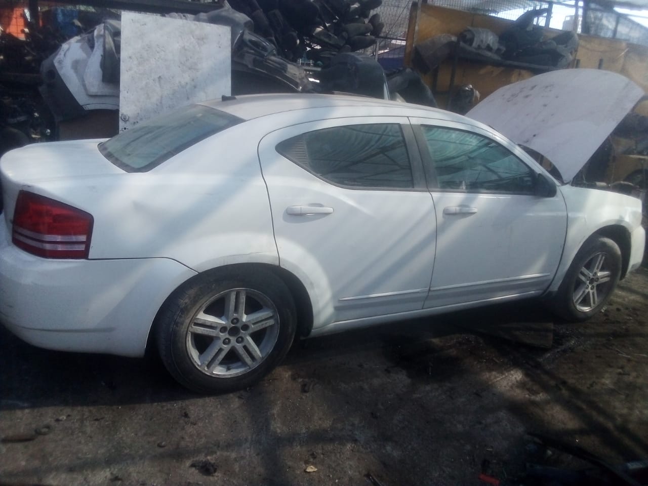 EN DESARME  !!!!  DODGE AVENGER 2008